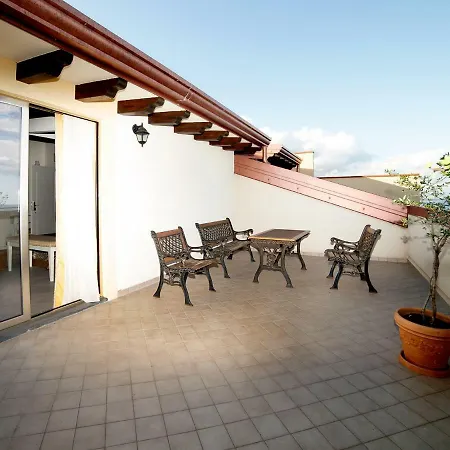 Marina Di Savoca Apartment *