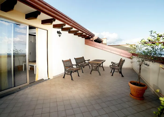 Marina Di Savoca Apartment *